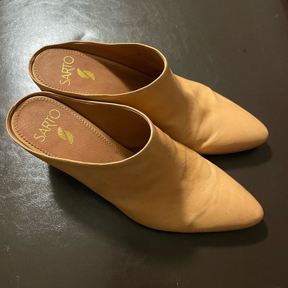 Leather mules - Picture 2 of 6